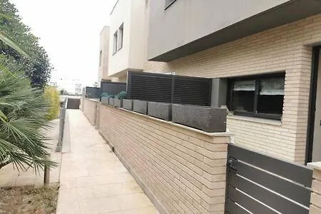 Casa vacanze Townhouse With Communal Pool Ideal For Families